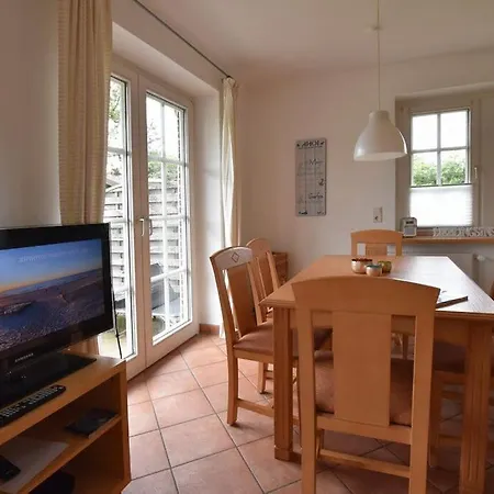 Ferienwohnung, App 17 *