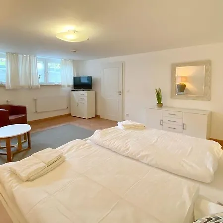 Ferienwohnung, App 17 Apartment *